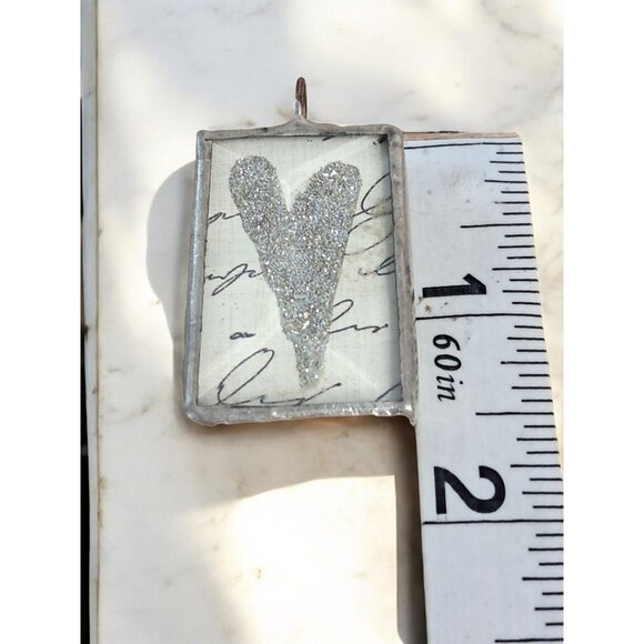 Reversible Stained Glass Pendant – Heart & Leopard Print - Picture 4 of 4